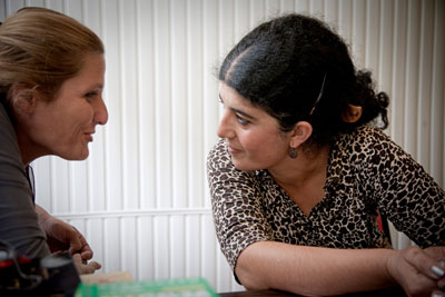 Nana Hupinia talks with Iruza Kakava.