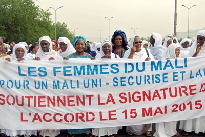 Thousands of Malian women took part in a popular march for peace on&nbsp;12 May to show support for the peace agreement. Photo: UN Women/Manda Kote