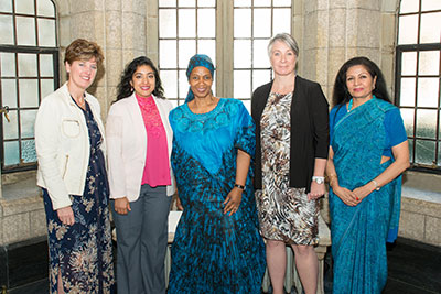 (From left to right) Minister of International Development and La Francophonie Marie-Claude Bibeau, Member of Parliament Anju Dhillon, UN Women Executive Director Phumzile Mlambo-Ngcuka, Minister of the Status of Women Patty Hajdu and UN Women Deputy Executive Director Lakshmi Puri at Parliament Hill in Ottawa. Photo: Global Affairs Canada