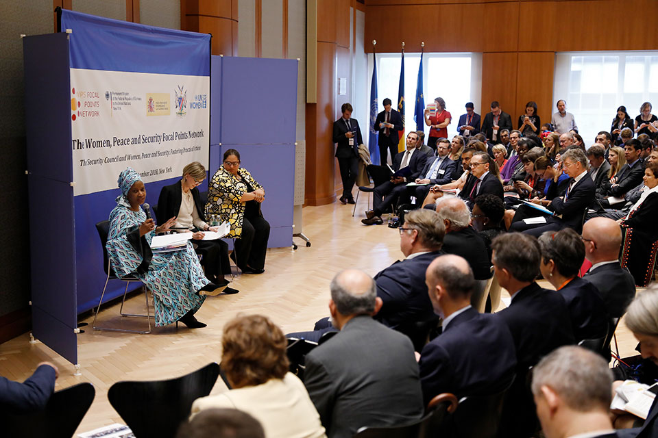 Karin Landgren, Executive Director, Security Council Report moderates a discussion with UN Women Executive Director Phumzile Mlambo-Ngcuka and Tanya Gilly-Khailany, Co-founder, SEED Foundation and former parliamentarian, Iraq Photo: UN Women/Ryan Brown