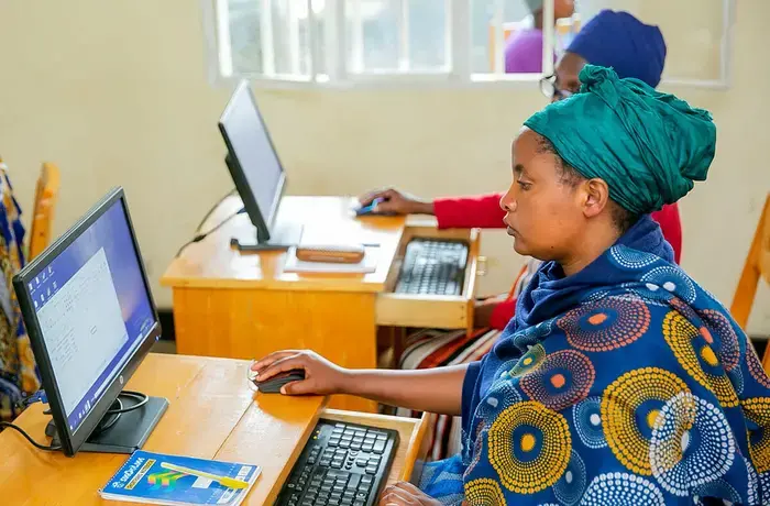 Women business owners take part in training at the ICT Chamber, an implementing partner of the Ihuzo platform, which provides digital skills to iWorkers in Rwanda, enabling them to expand their e-commerce activities. Photo courtesy of Rwanda ICT Chamber.